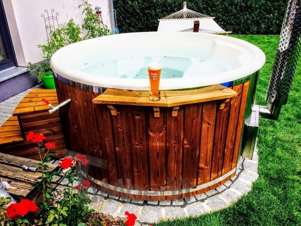 Jacuzzi Whirpool hot tub in Germany (2)